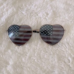 Heart-shaped American Flag Sunglasses